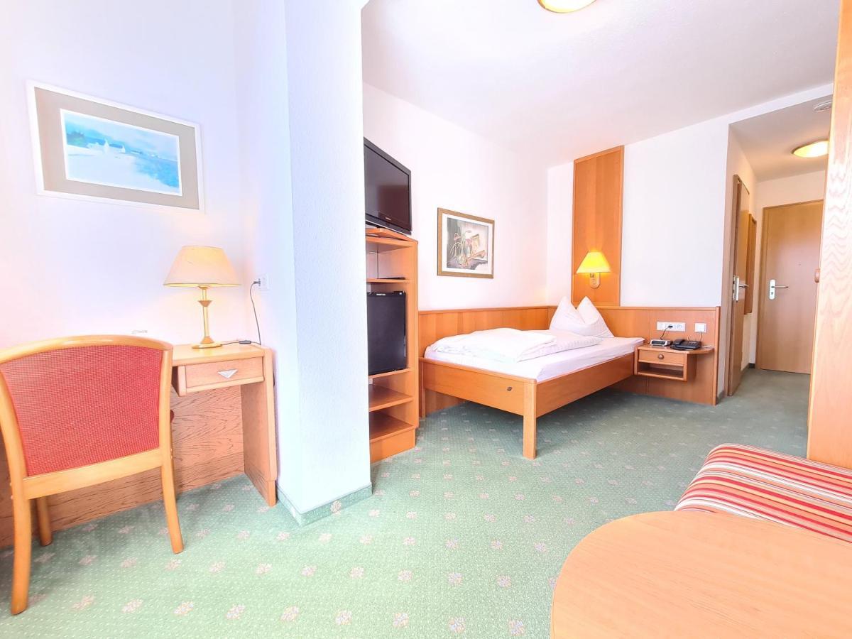 Thermenhotel Tannenhof - Ihr Wohlfuehl-Hotel 바트푸징 외부 사진